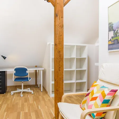 Flatshare Close To Park Homestay *
